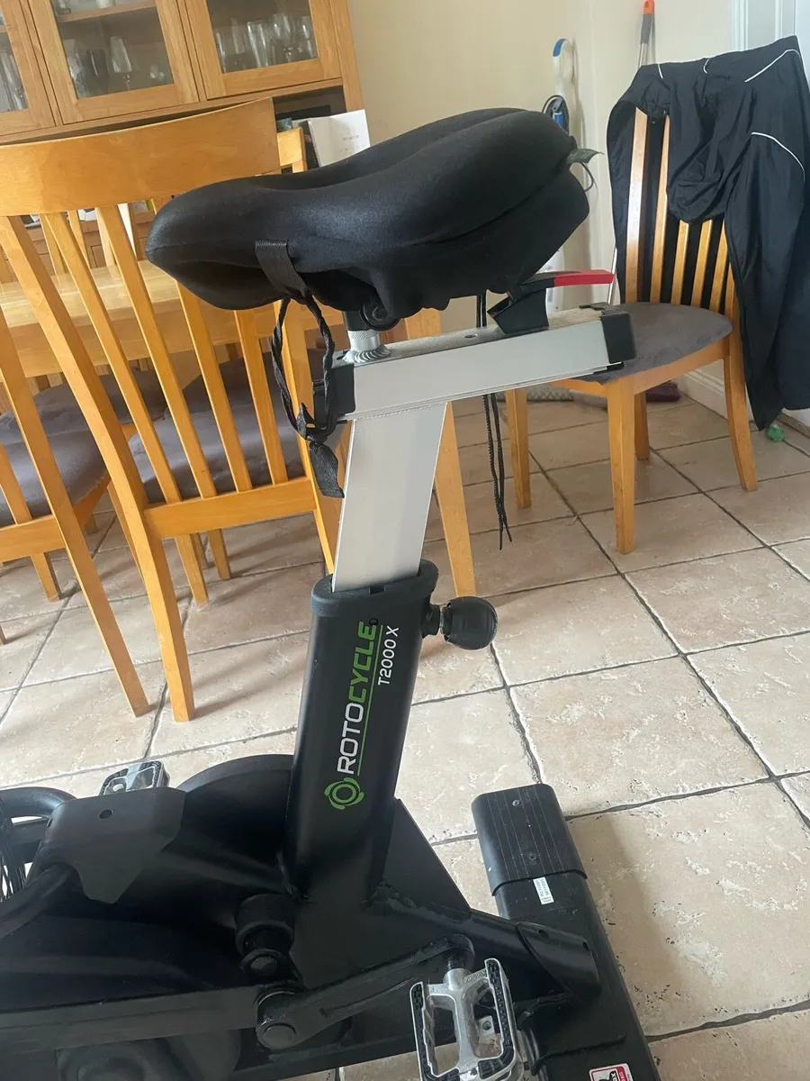 Exercise bike - Image 4