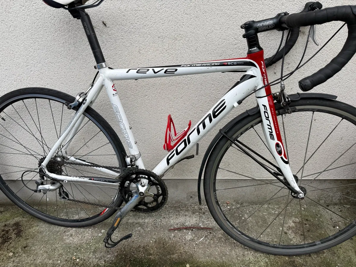 Form Reve Road Bike with Unused SKS Mudguards - Image 3