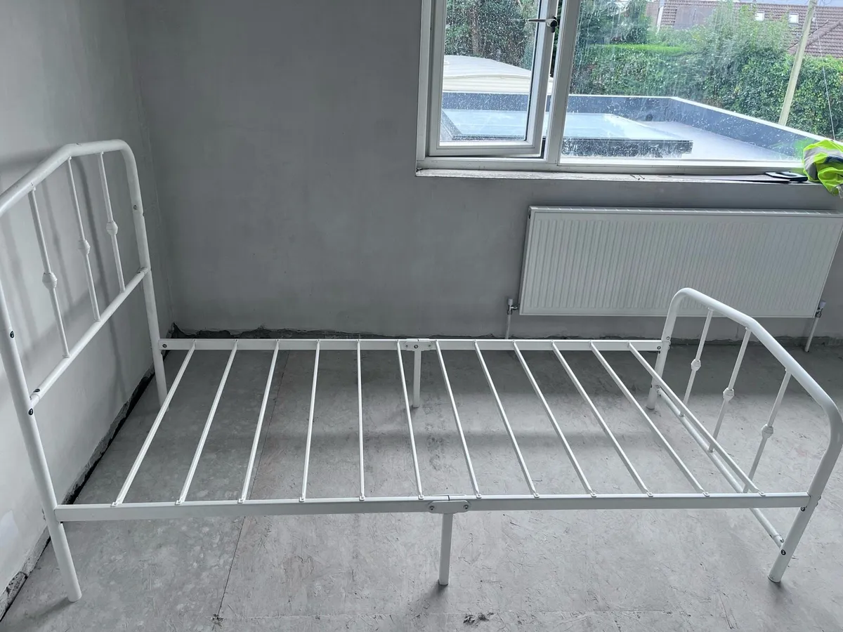 Single bed frame - Image 2