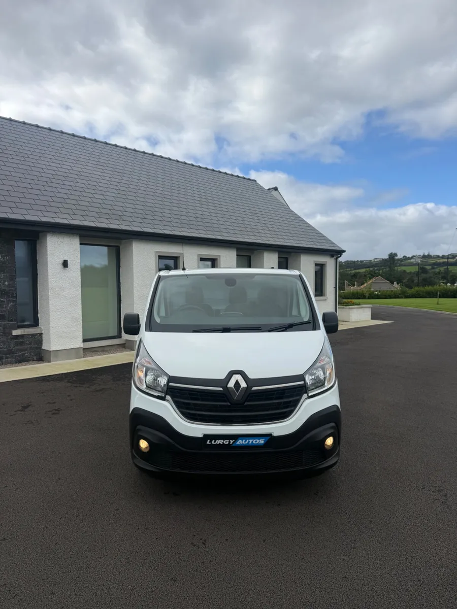 212 Renault Trafic Business + - Image 4