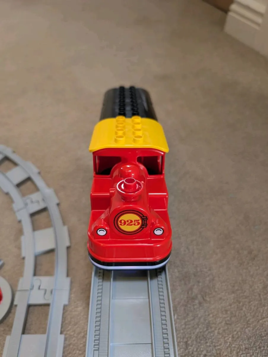 LEGO DUPLO 10874 Steam Train + Large Track Set - Image 3