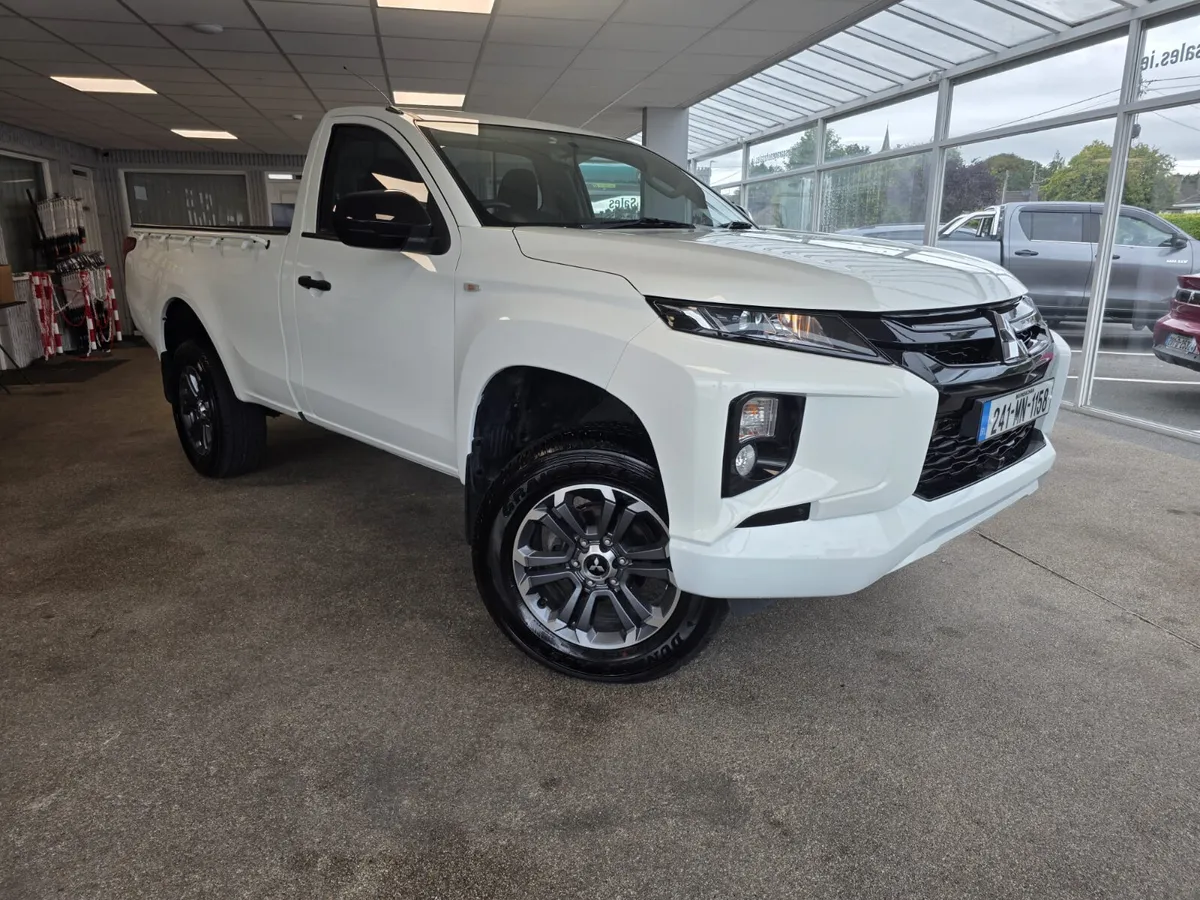 Mitsubishi Triton 2.4 D 2 Seat Automatic 2024 - Image 1