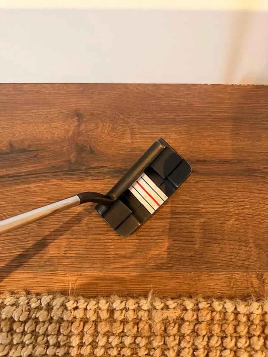Odyssey Triple Track Stroke Lab Putter with Headcover - Image 3
