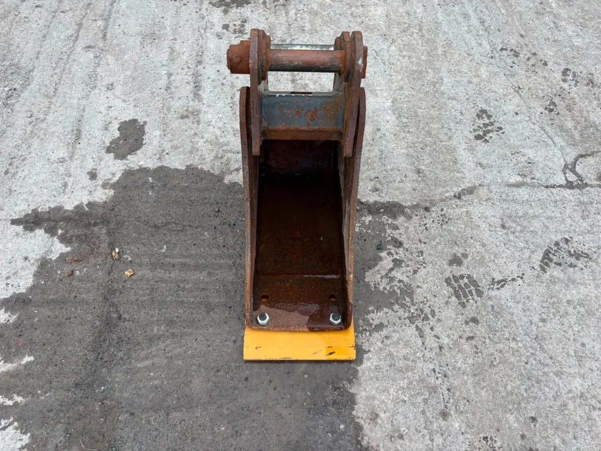 Excavator micro-trenching or cable bucket - Image 1