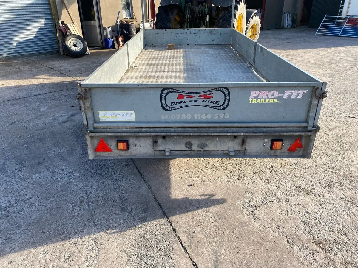 Tri-axcel Pro-fit trailer - Image 3