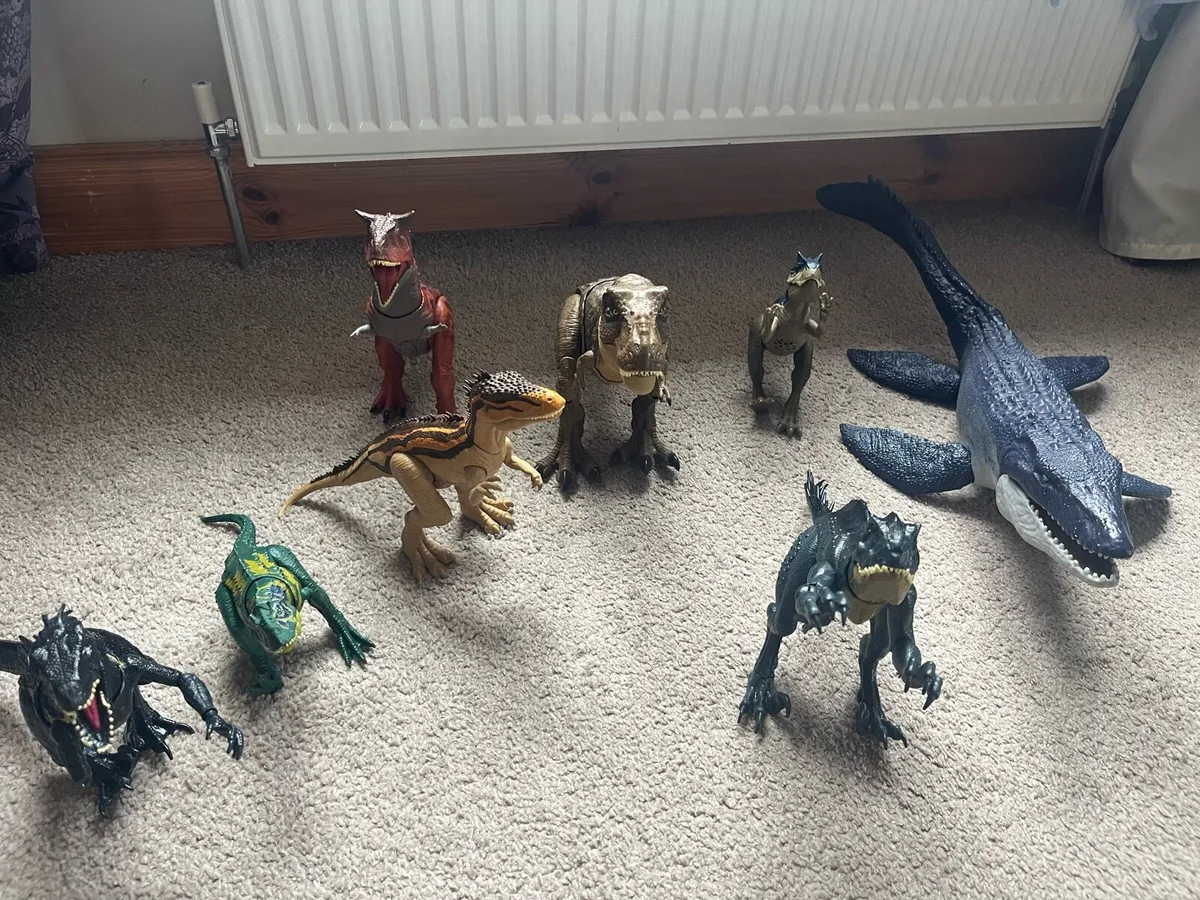 Jurassic park dinosaur bundle of 8 - Image 2