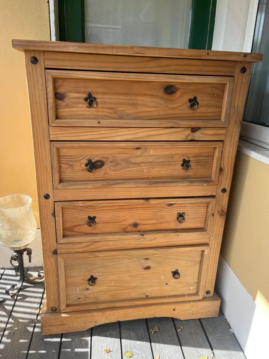 Solid Pine Chest of Drawers – Mexican Pine, 4 Draw - Image 1