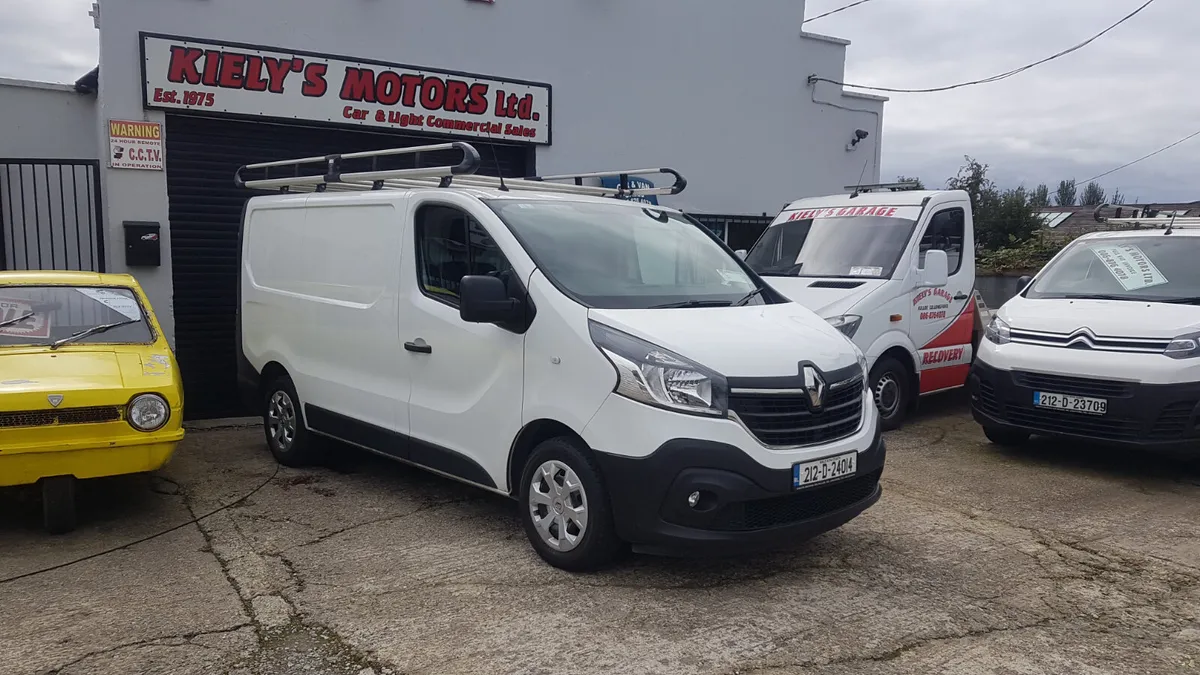 Renault Trafic 212D SWB 125KM AS NEW VAT INVOICE - Image 1