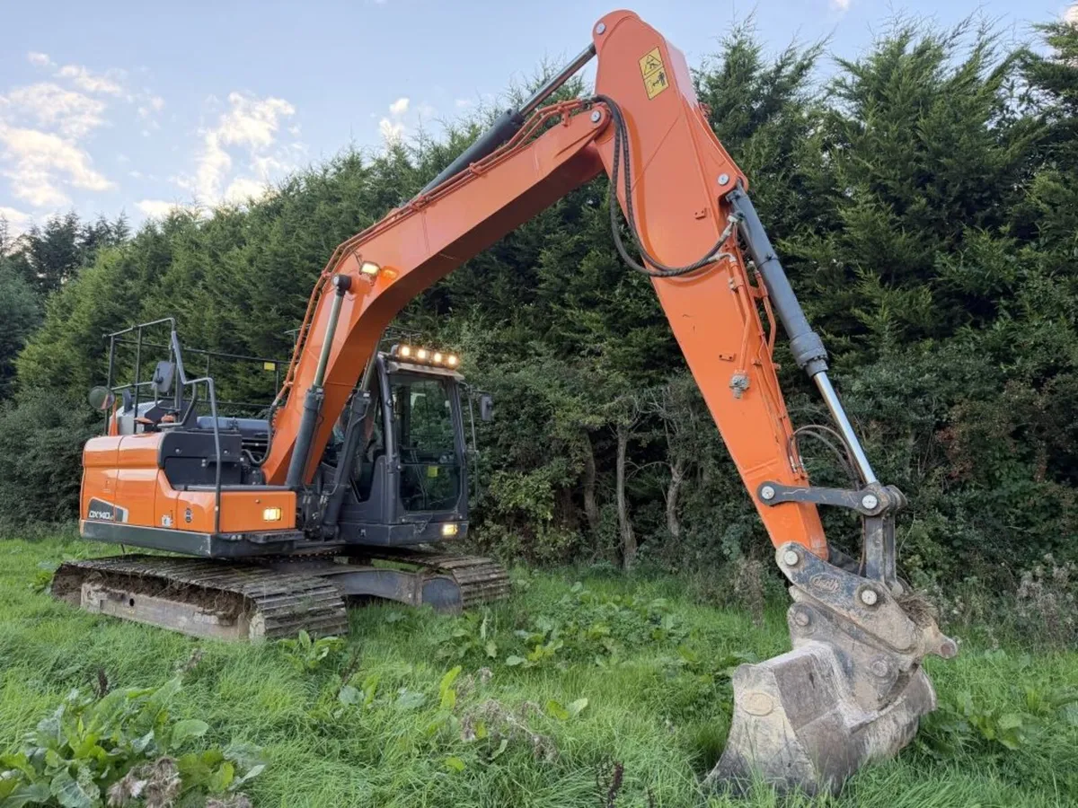2020 DOOSAN DX140LC - Image 3