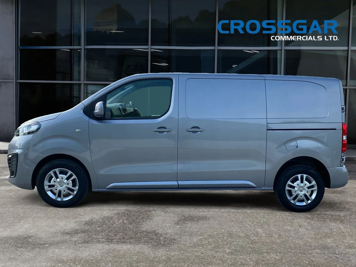 Vauxhall Vivaro 2022 NO IMPORT TARIFF INROI - Image 4