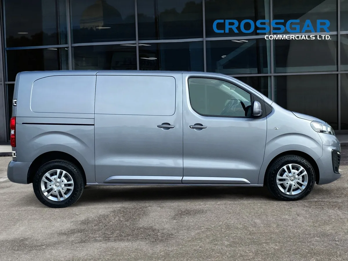 Vauxhall Vivaro 2022 NO IMPORT TARIFF INROI - Image 3