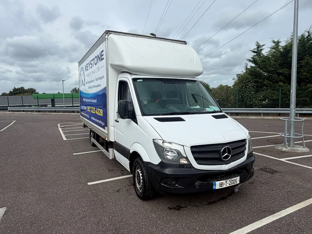 Mercedes sprinter Luton box van - Image 1