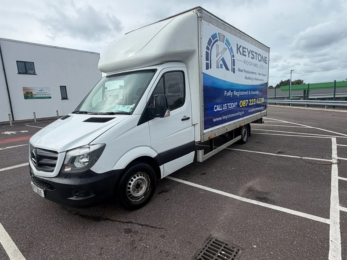 Mercedes sprinter Luton box van - Image 4