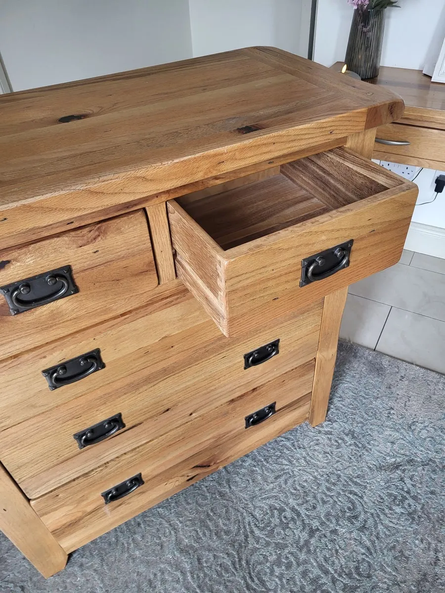 Chest of Drawers - Image 4