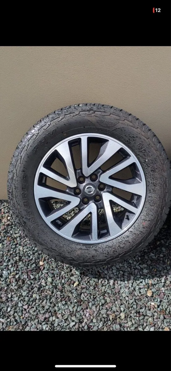 WANTED Nissan Navara  wheel - Image 1