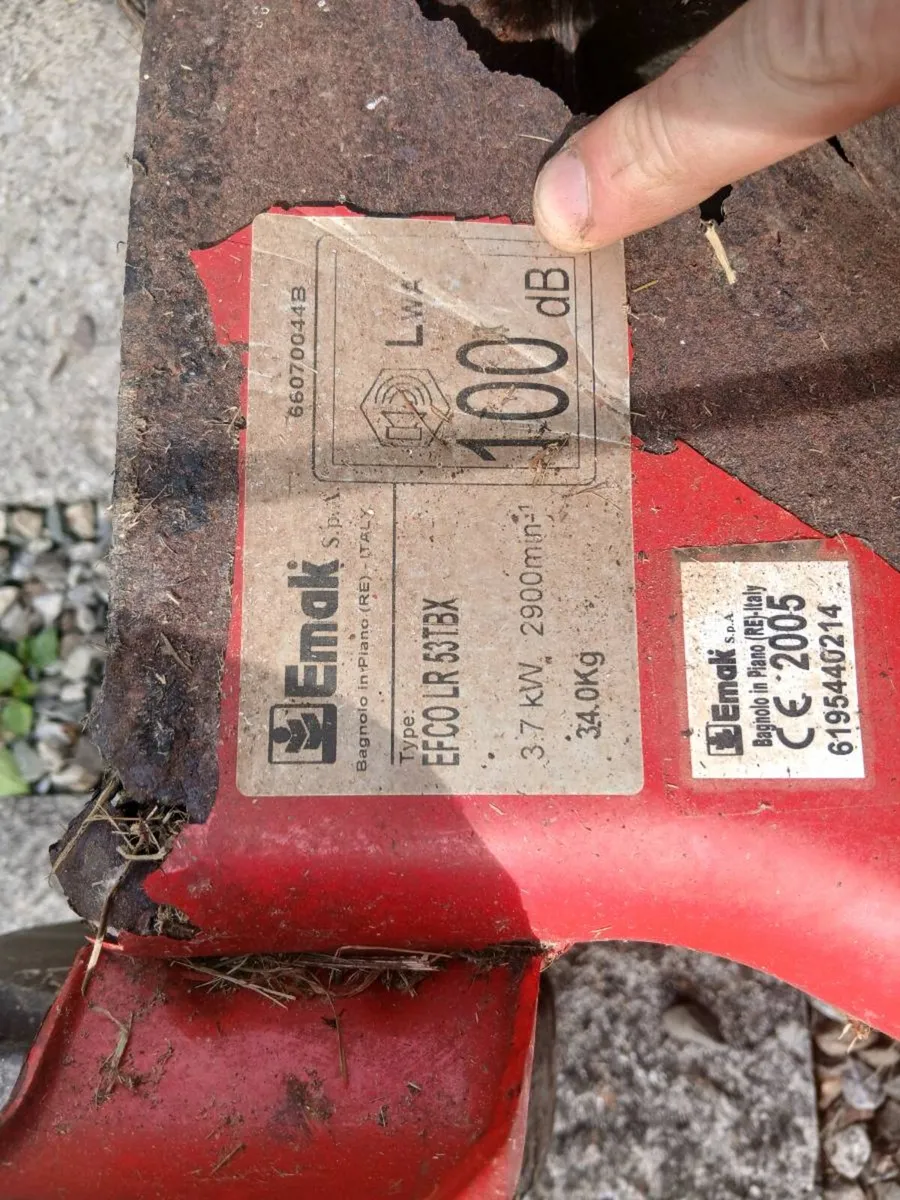 Briggs and stratton self drive lawnmower - Image 4