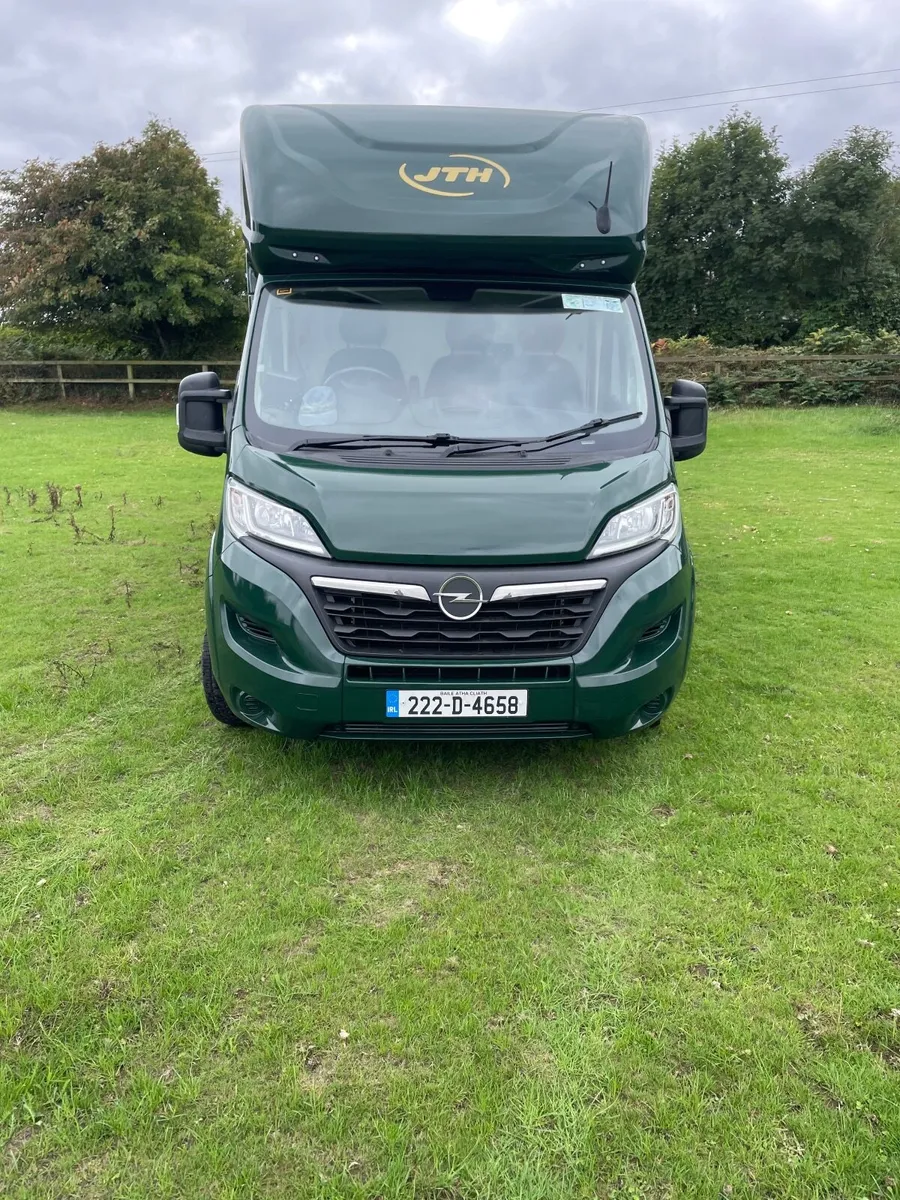 Horse box - Image 4