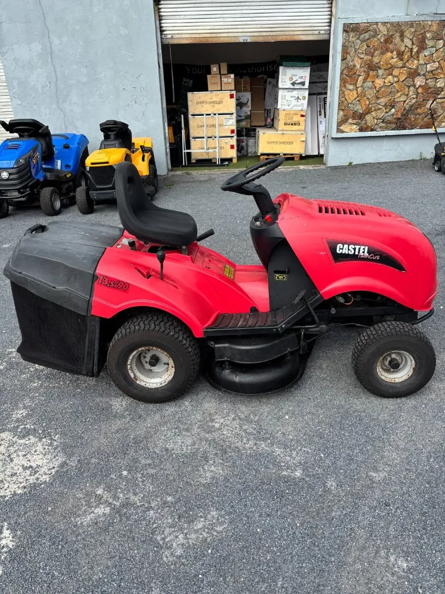 CASTEL RIDE ON MOWER - FOR SALE - Image 3