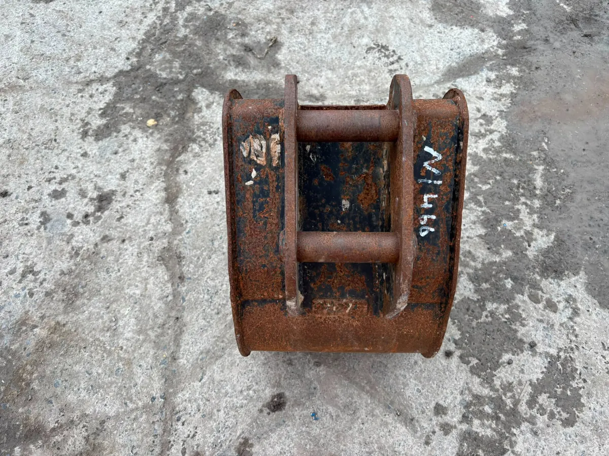 Bucket 35mm diameter pins - Image 3