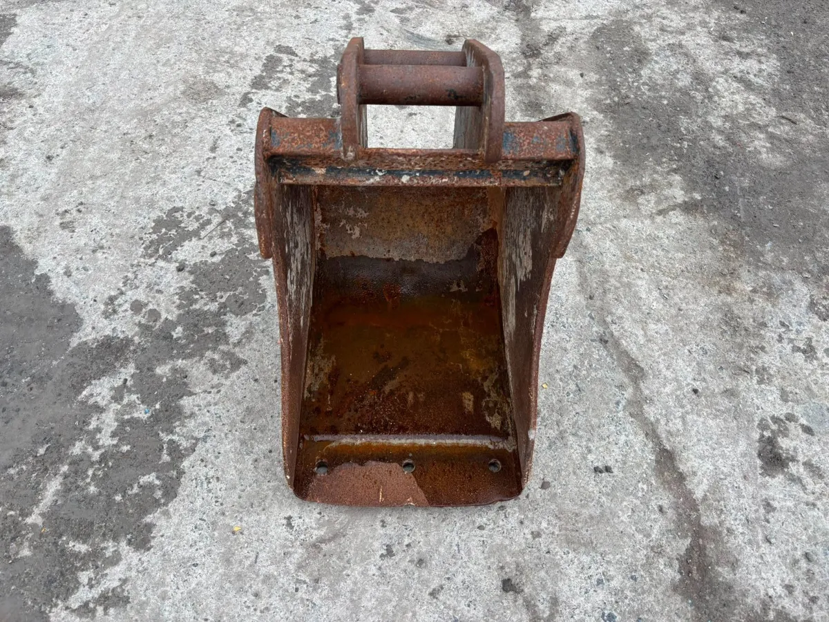 Bucket 35mm diameter pins - Image 1