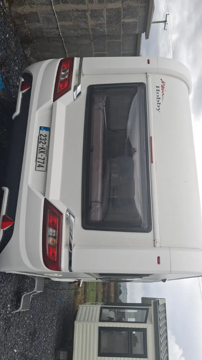 2019 Hobby Excellent Caravan - Image 3