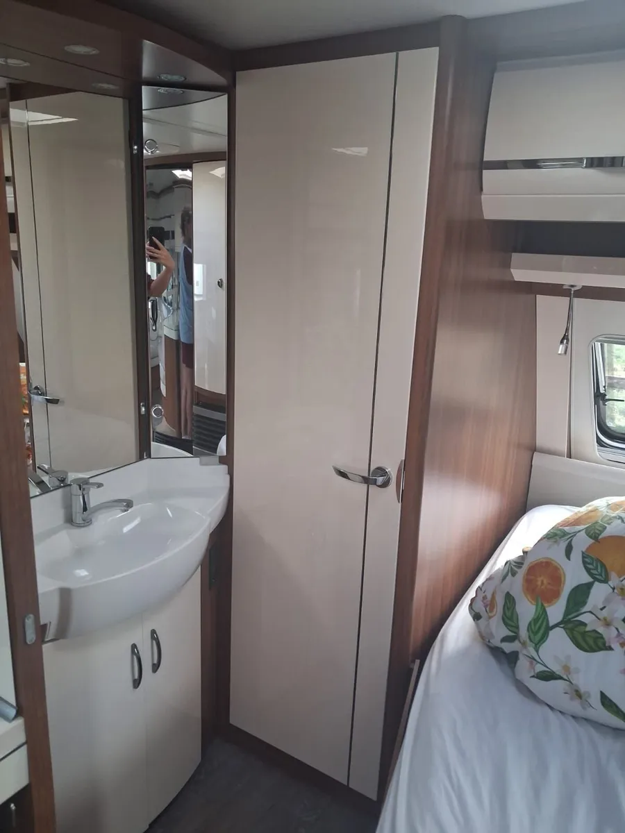 2019 Hobby Excellent Caravan - Image 2