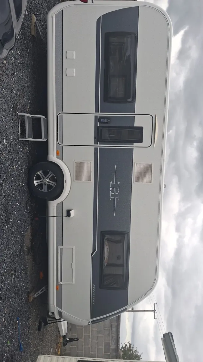 2019 Hobby Excellent Caravan - Image 1