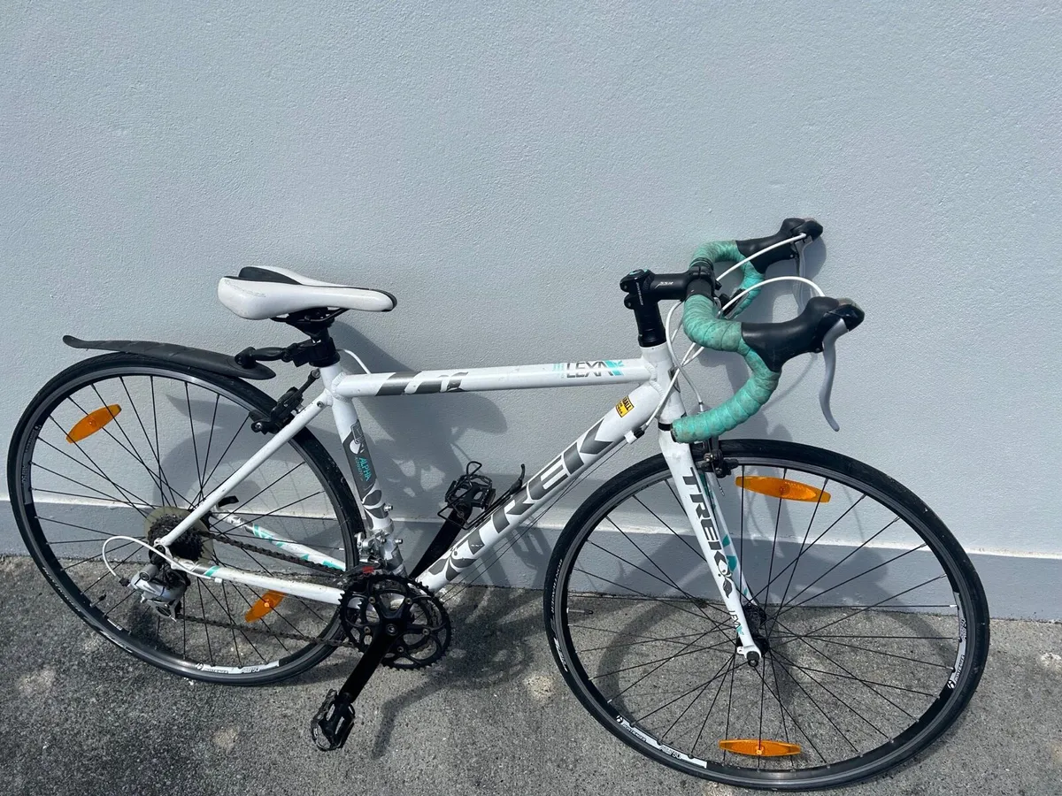 Woman's racer bike - Image 2