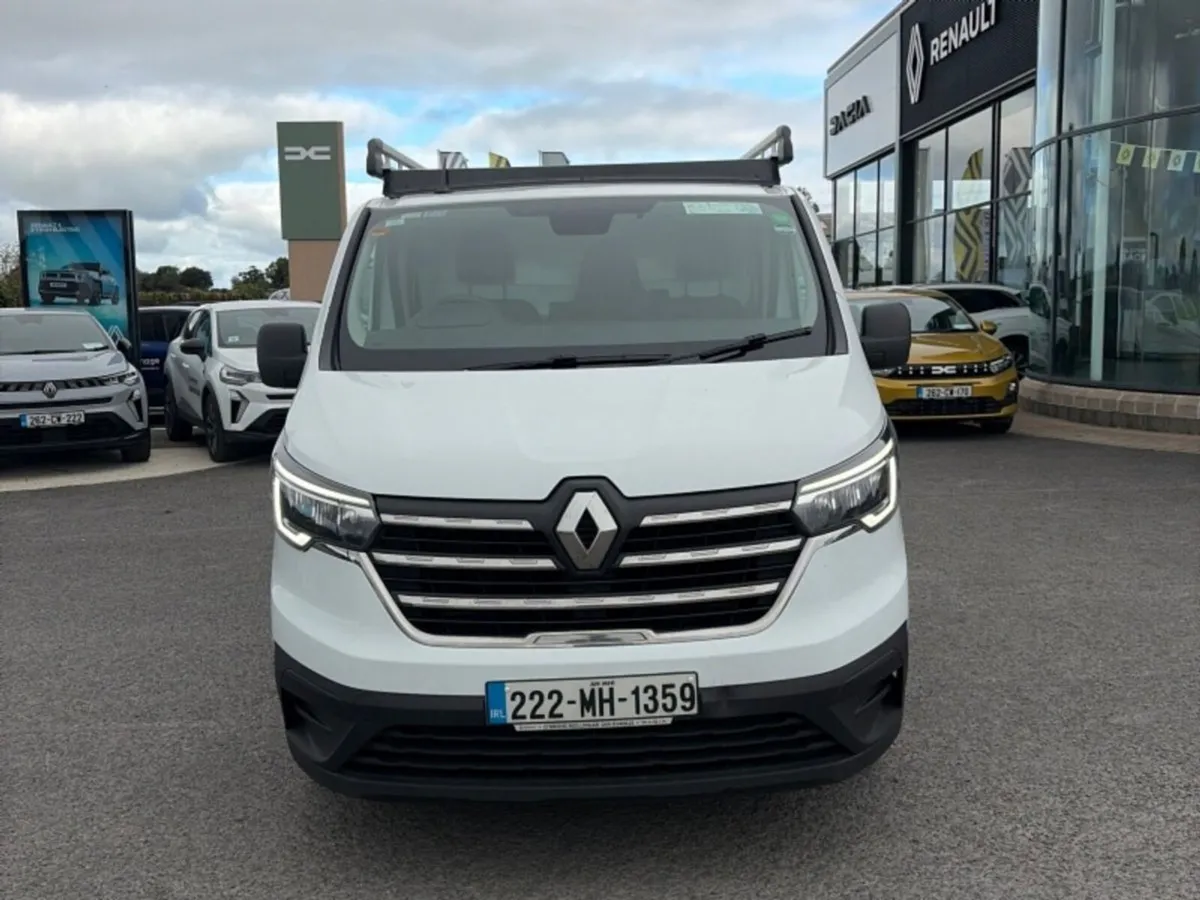 Renault Trafic LWB TWIN SLIDER BUSINESS PLUS . - Image 2