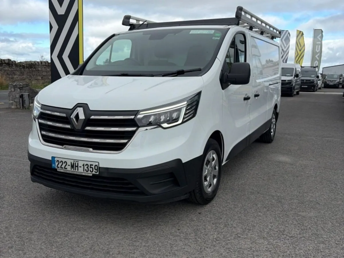 Renault Trafic LWB TWIN SLIDER BUSINESS PLUS . - Image 3