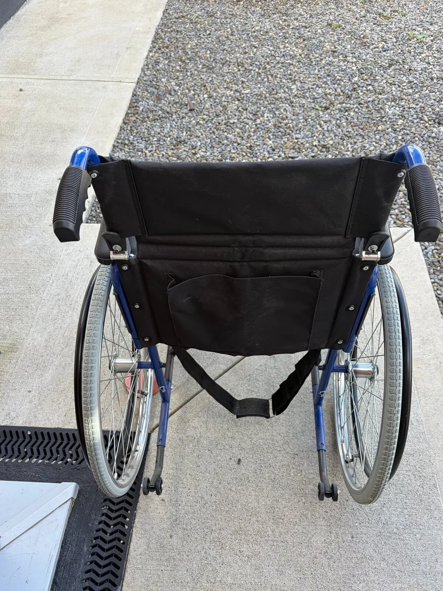 Wheelchair - Image 4