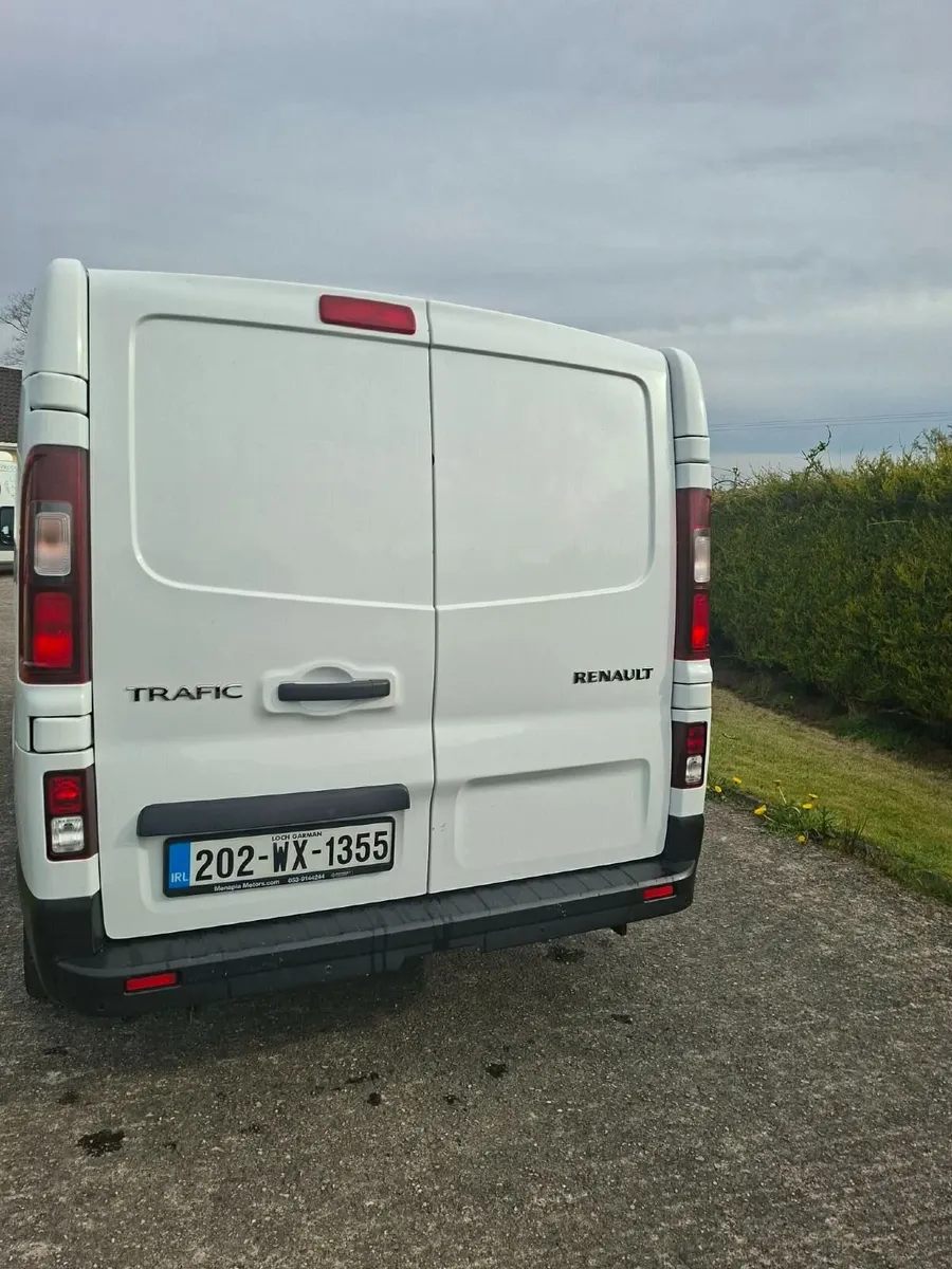 Renault Trafic 2020 - Image 2