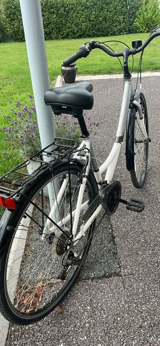 Ladies bike - Image 3