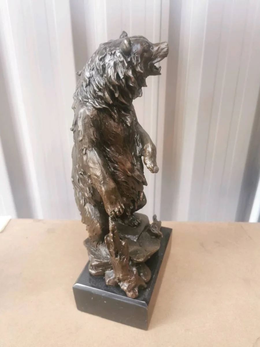 Large Bronze Bear figure on marble base - Image 2