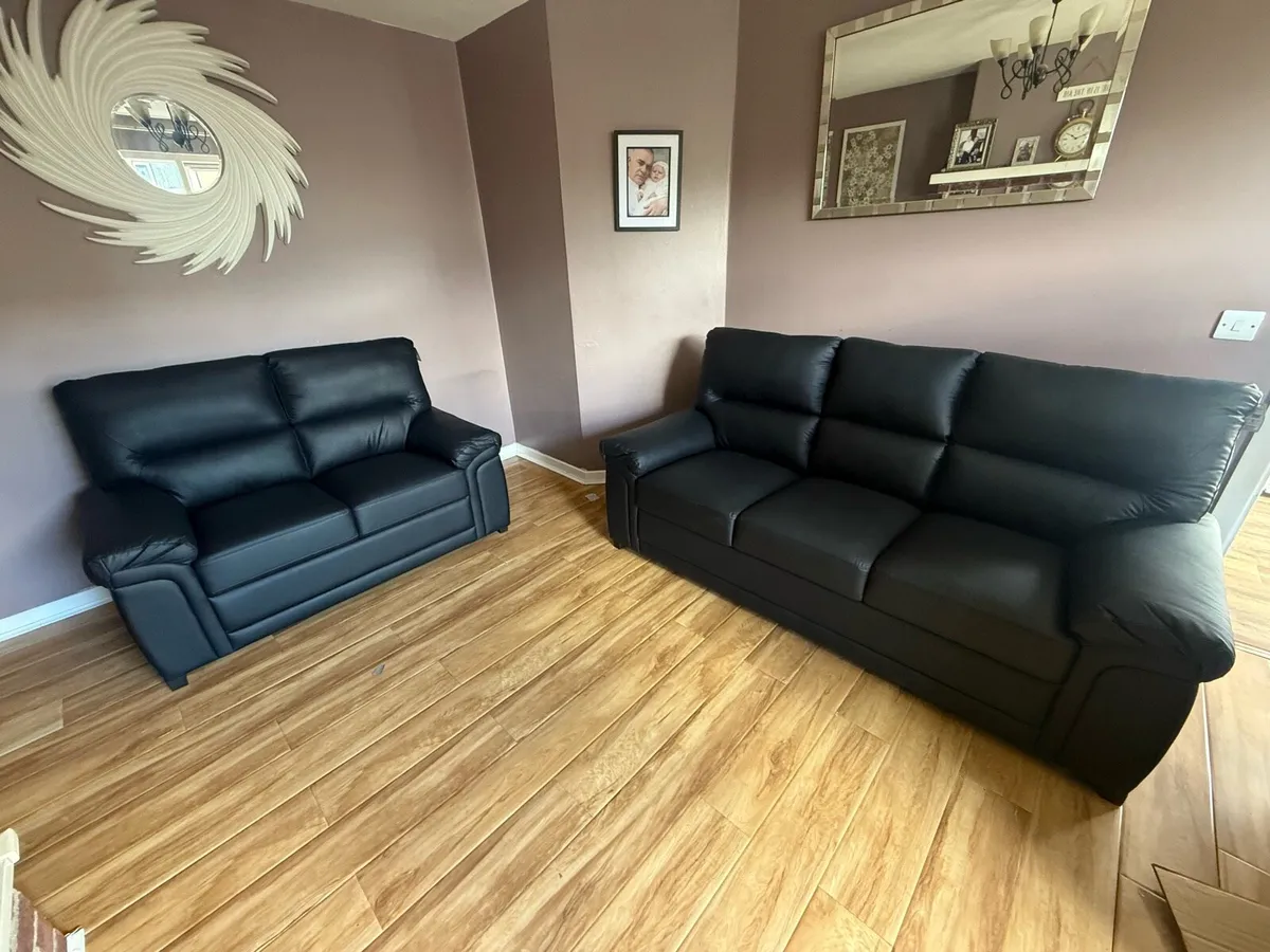 3+2 Bromley - Image 2