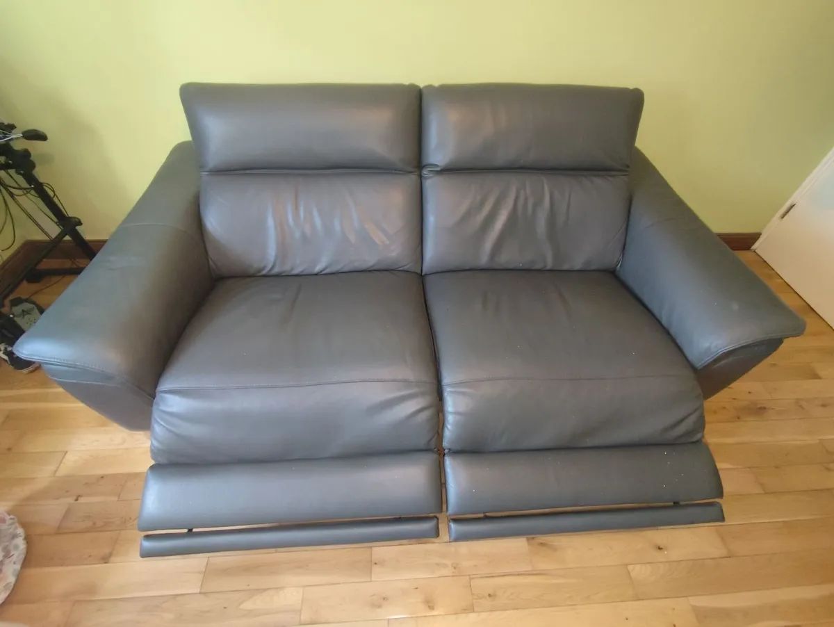 Montaro 3 seater power recliner - Image 2