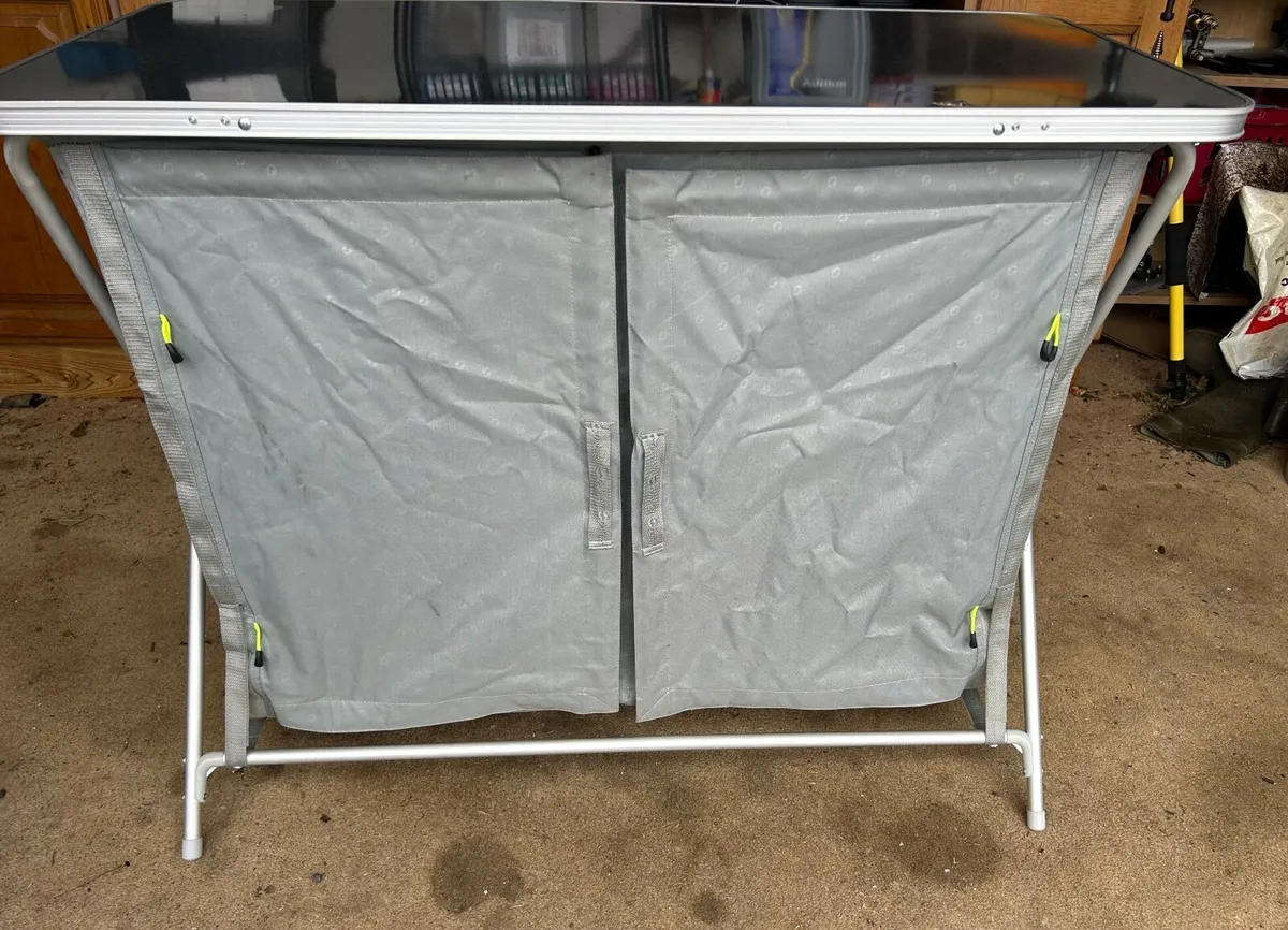 Outwell Camping storage unit - Image 3