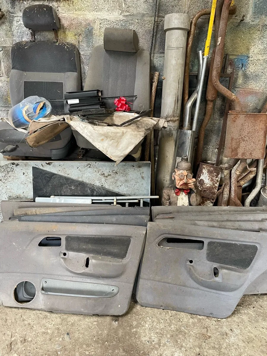 Ford Sierra Parts - Image 4