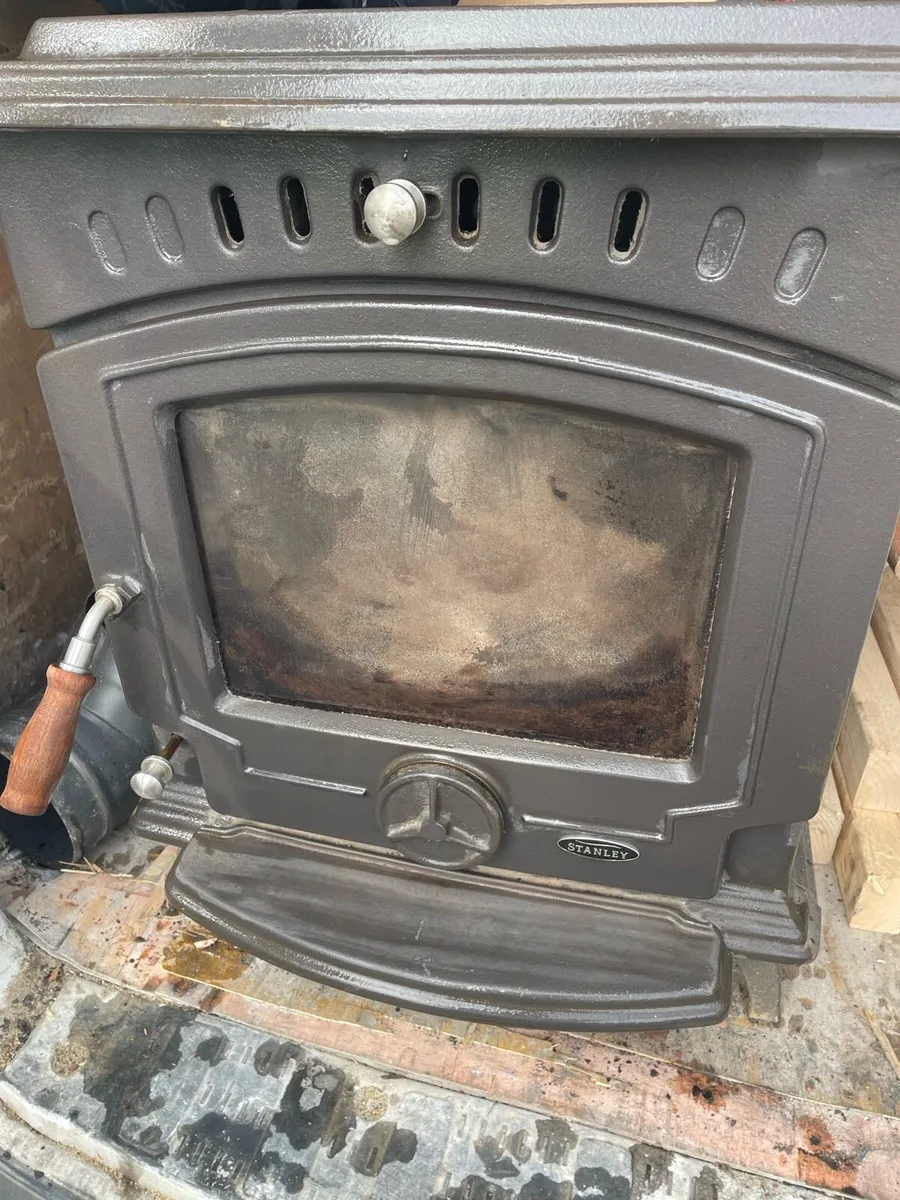Stanley Tara stove - Image 1