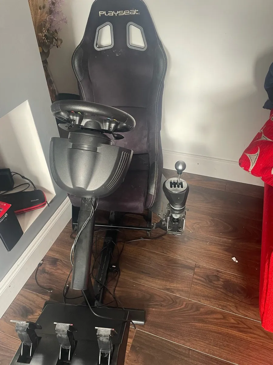 Racing seat - Image 1