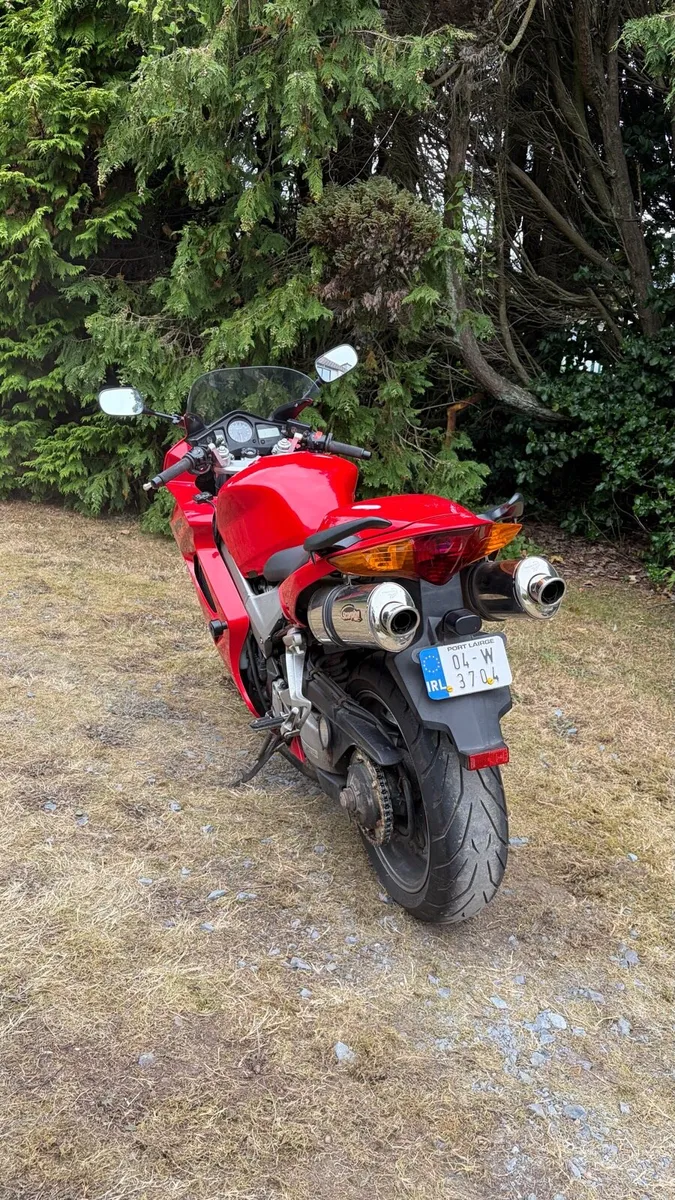 Honda VFR 800 - Image 3
