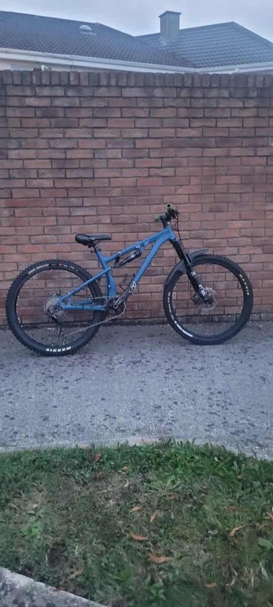 Mountain bike - Image 2