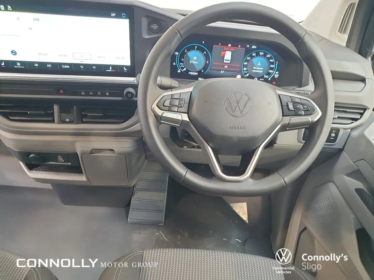 Volkswagen Transporter **€649 p/m **Highline 170 b - Image 4