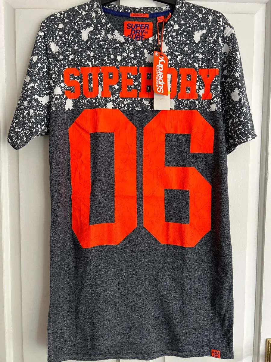 Superdry tee shirt - Image 1