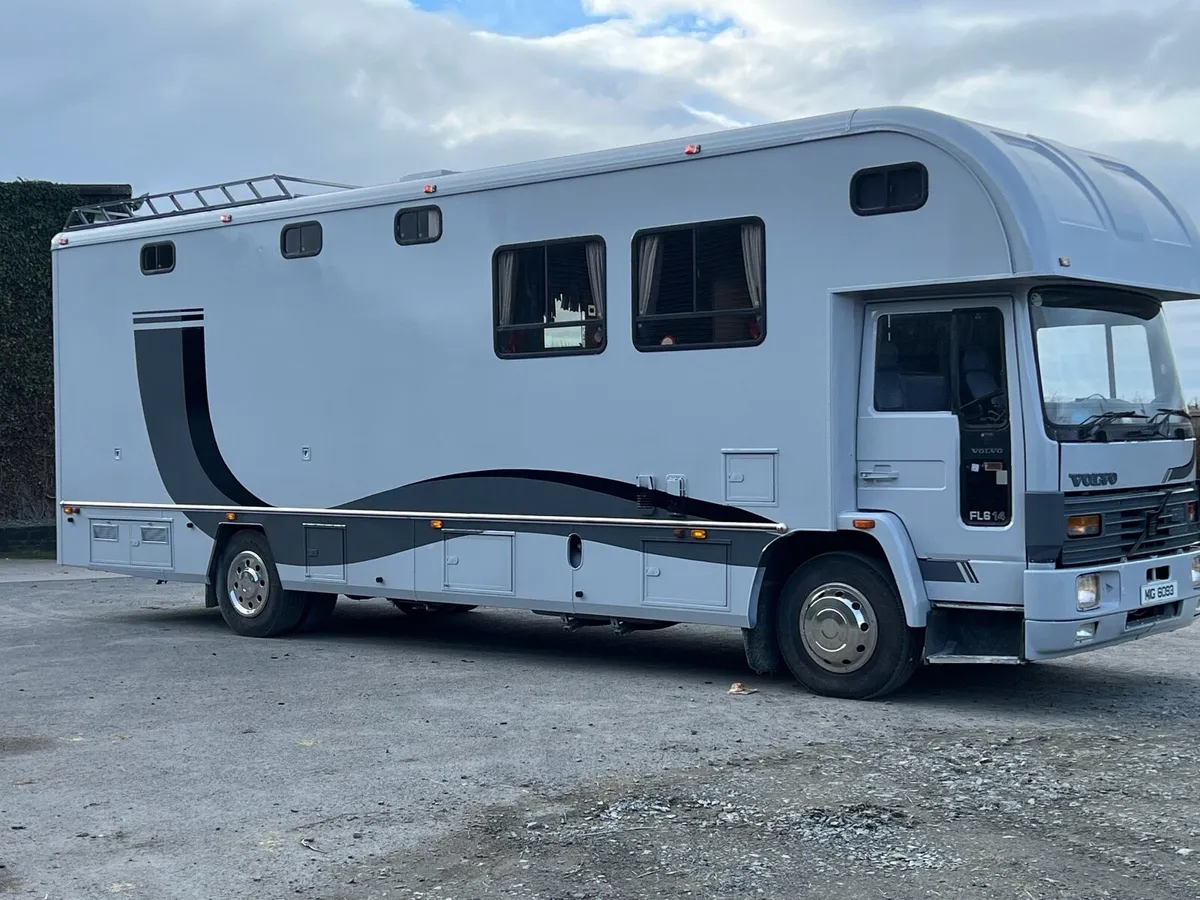 14 tonne 4 horse lorry - Image 2
