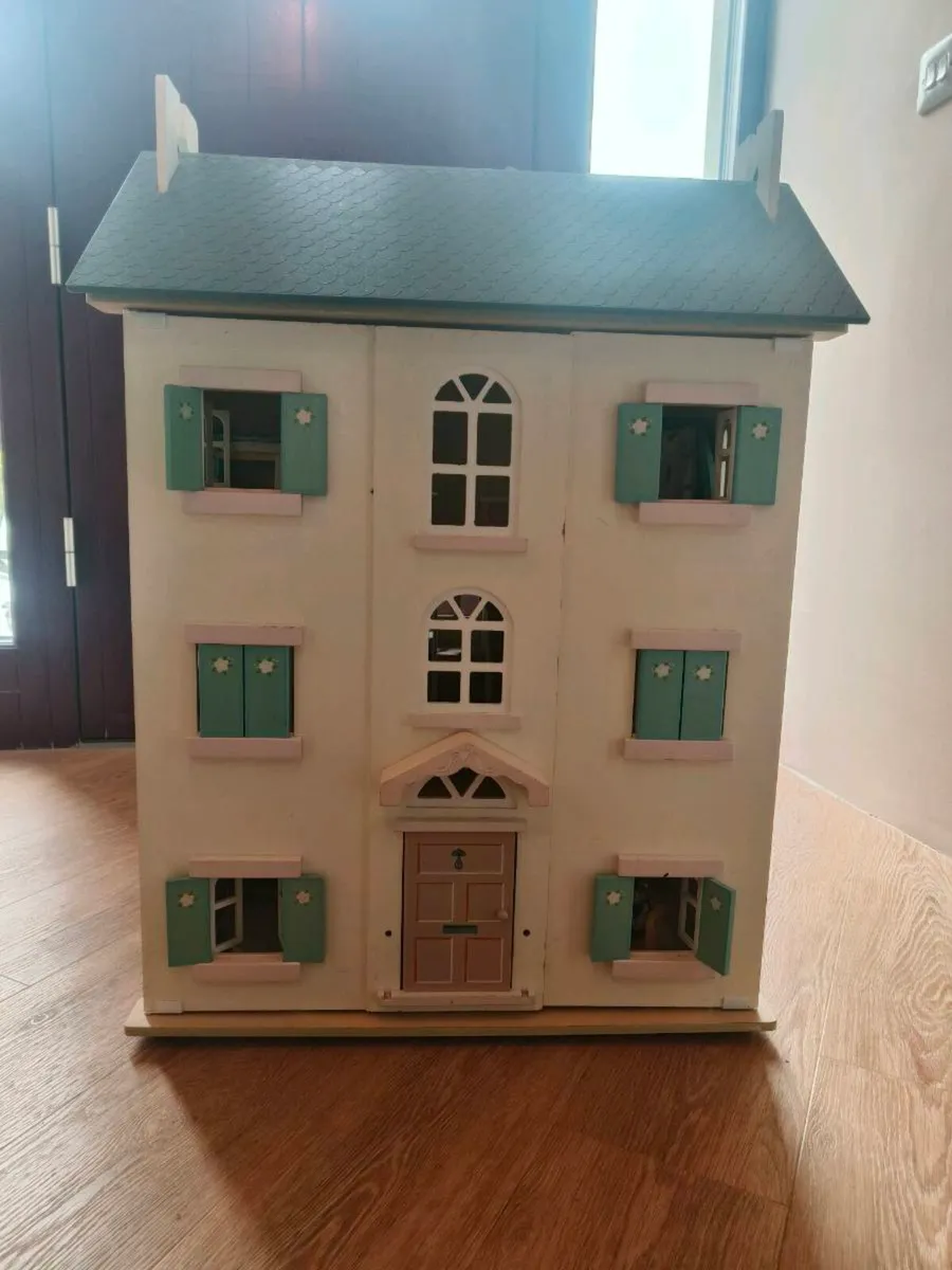 Cherry Tree Hall wooden dolls house (Le Toy Van) - Image 1