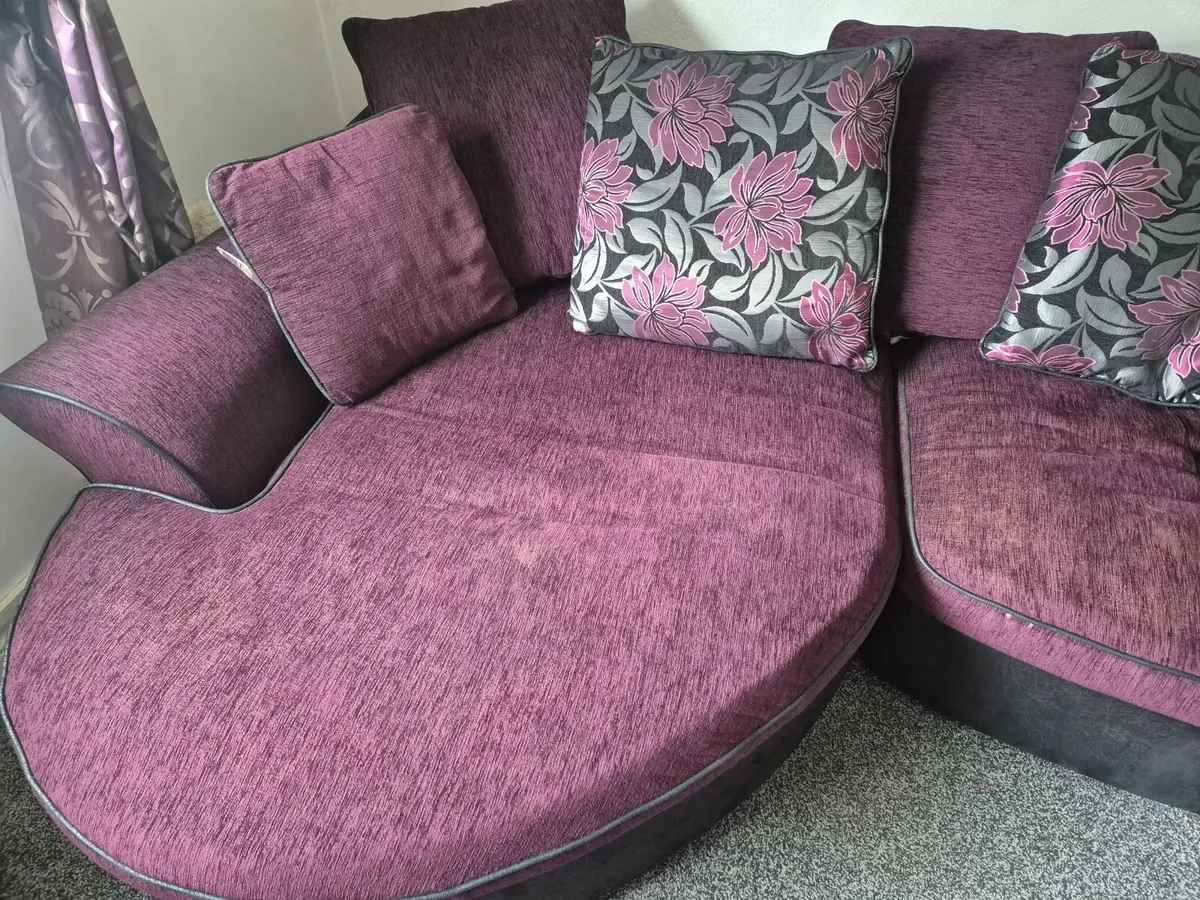 Sofa - Image 3