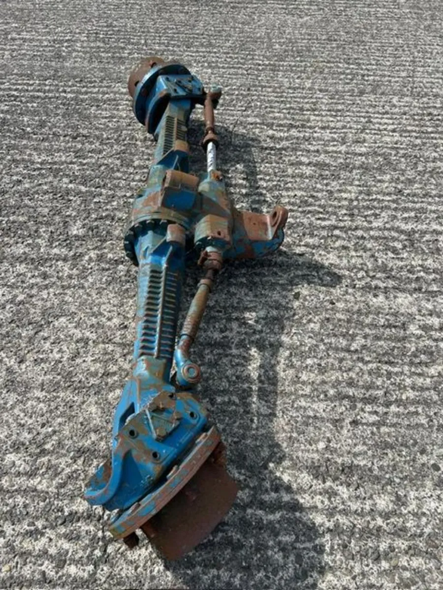 GENUINE VINTAGE TRACTOR PARTS - Image 1