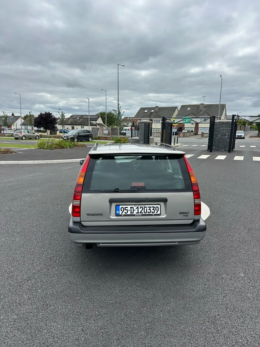 1995 Volvo 850 2.3 turbo estate - Image 1