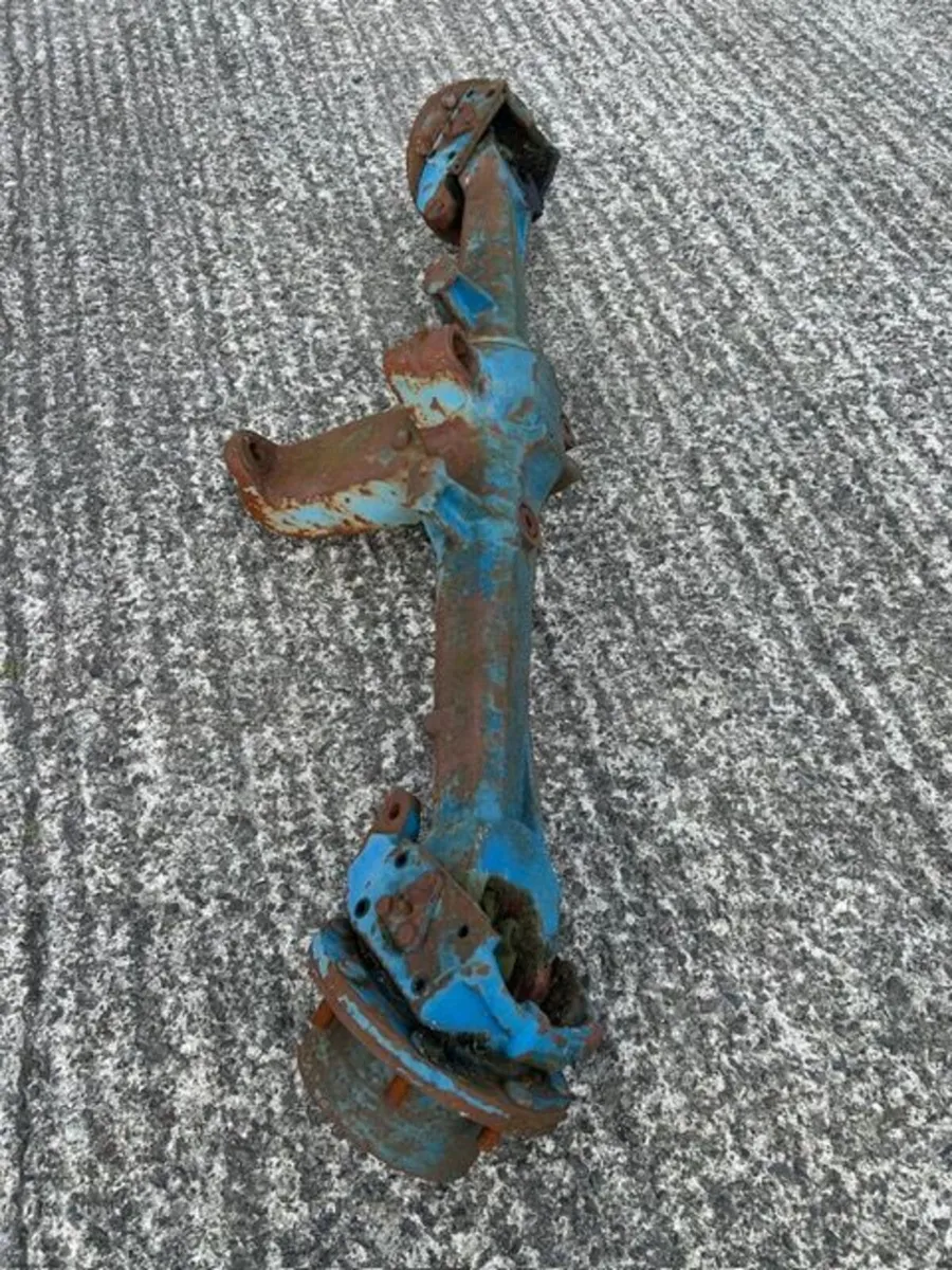GENUINE VINTAGE TRACTOR PARTS - Image 3